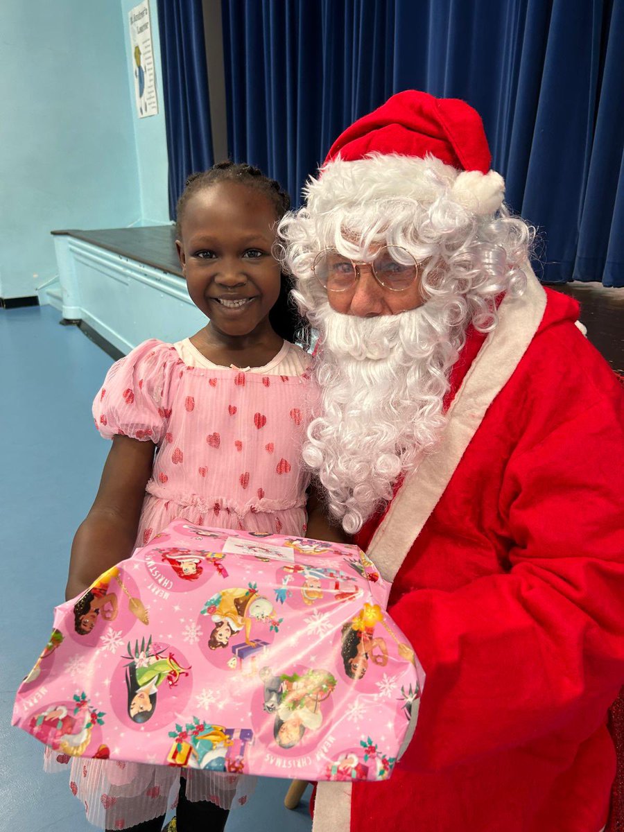 MrsKarenBonar tweet media