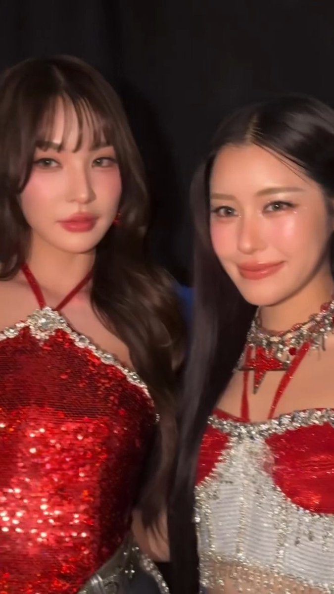 LJLuthors's tweet image. For every question why
 You are my because ❤️‍🩹

#kapookciize #กระปุกไซซี 
#Ciizezphr #Kapookphat