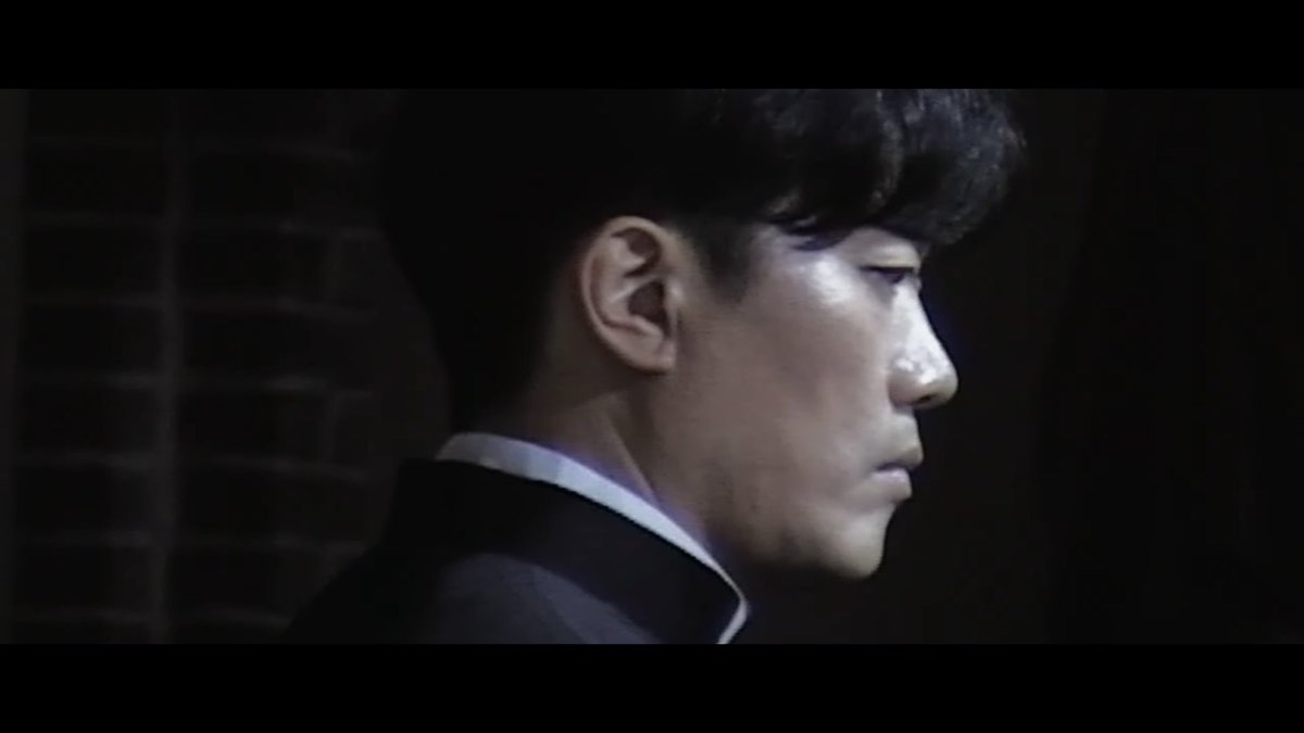 매니지먼트 시선 tweet media