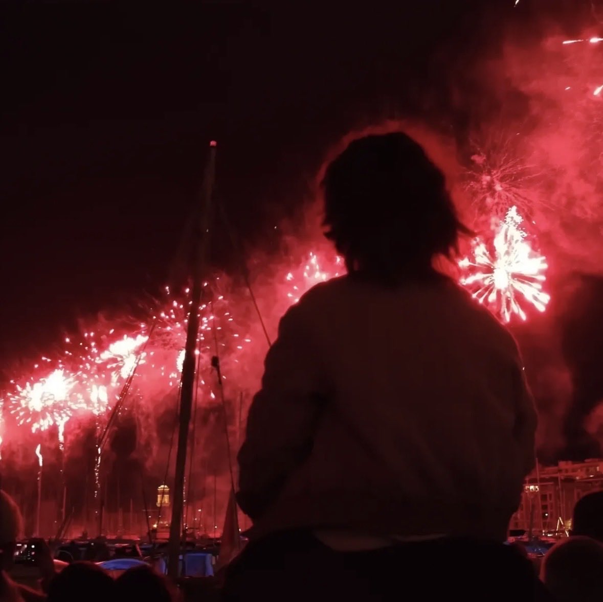 🎄 80 000 Marseillais sur le Vieux-Port pour Noël !
↗️ Été Marseillais, Flamme olympique, Pape, Voie est libre, 30ans de la Ligue des champions, 14 juillet..

Pendant que les ringards râlent, <a href="/BenoitPayan/">Benoît Payan</a> réussit à rassembler les Marseillais et donner du sens au vivre-ensemble 🤝