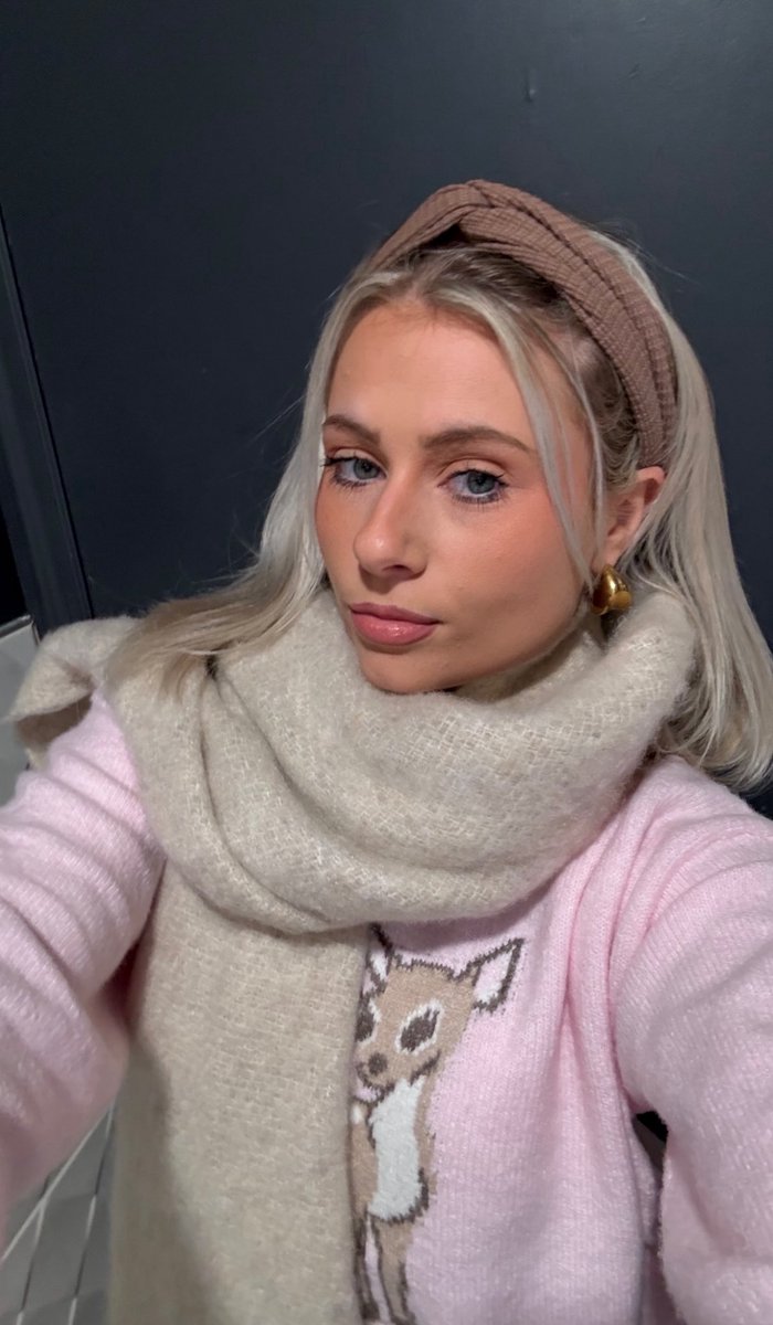 Aisha Hamsa (@hamsaaisha72615) on Twitter photo 