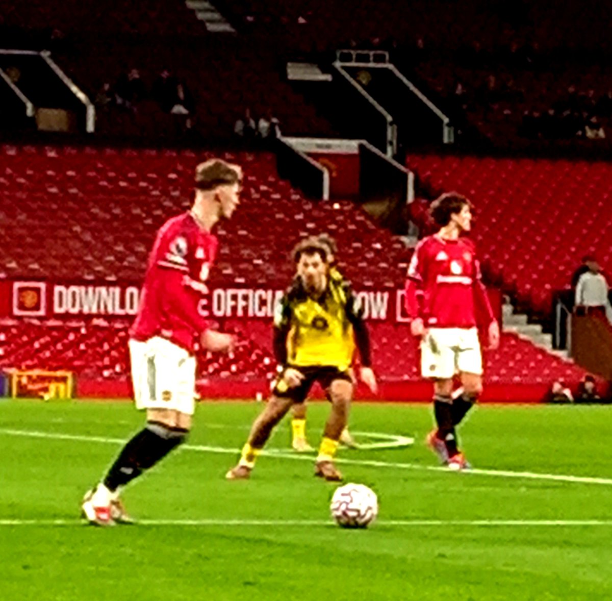 mubvb's tweet photo. Utd v BVB U21's https://t.co/hWZFzbKSeT