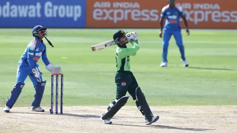 ZahidGishkori's tweet image. Sameer Minhas goes Big against India in Asia Cup Final.
#SameerMinhas #AsiaCupFinal #Under19