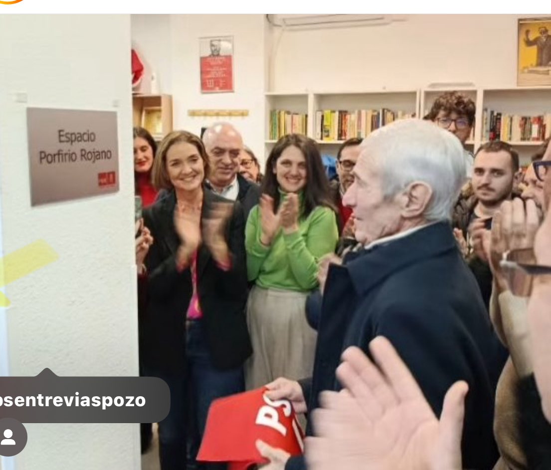 He ido a muchas copas a muchos eventos durante muchos años 

El de esta foto puede que sea el más emocionante de mi militancia política 

Gracias <a href="/PSEntreviasPozo/">PSOE Entrevías-Pozo/❤</a> por ser siempre casa