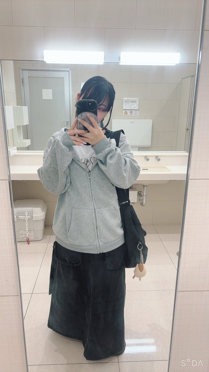 Panda_2120's tweet photo. 最近は女の子っぽい格好もしてる👸🏻 https://t.co/qKIQk3KXrG