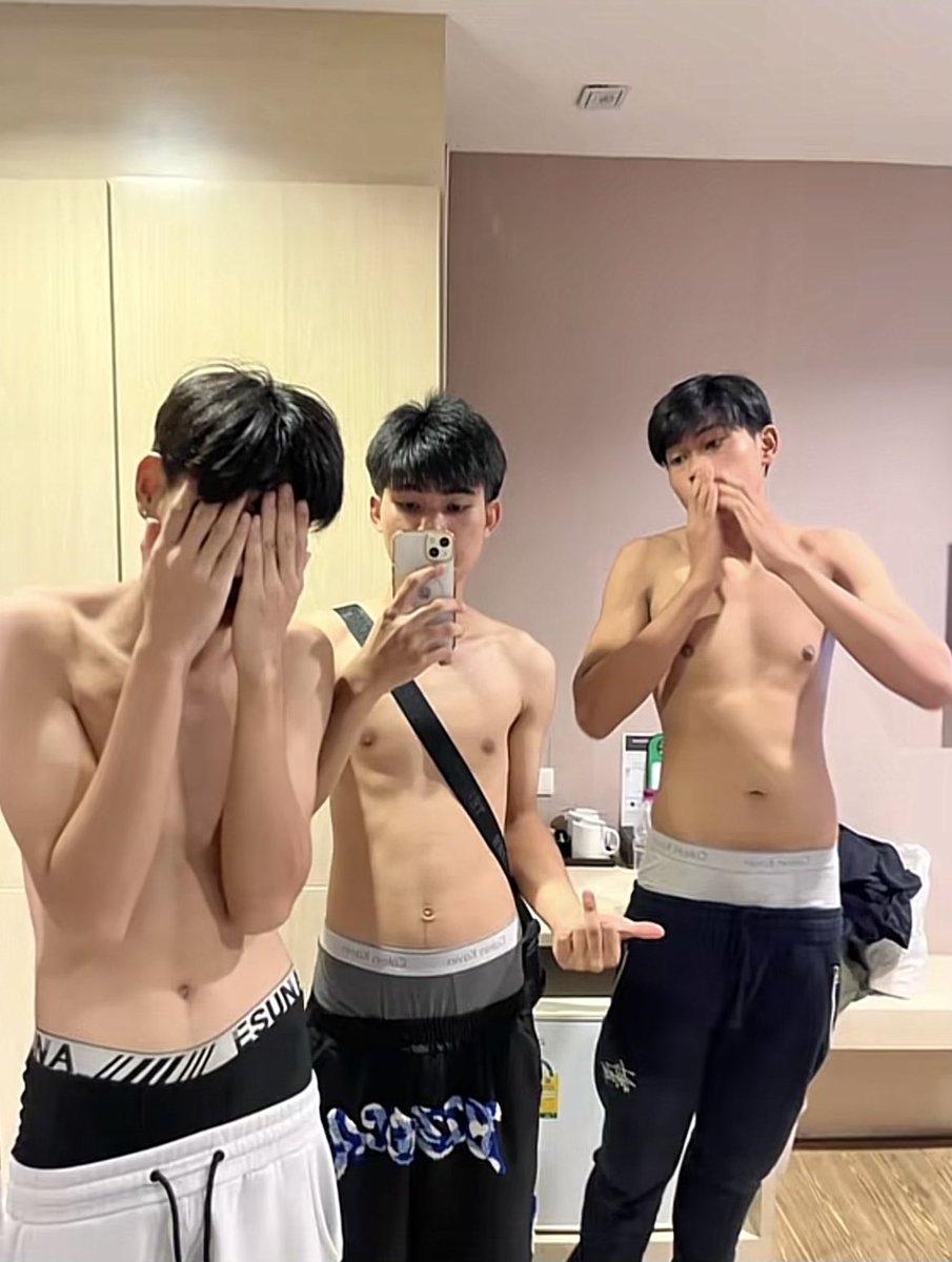 ดิว💦 tweet media