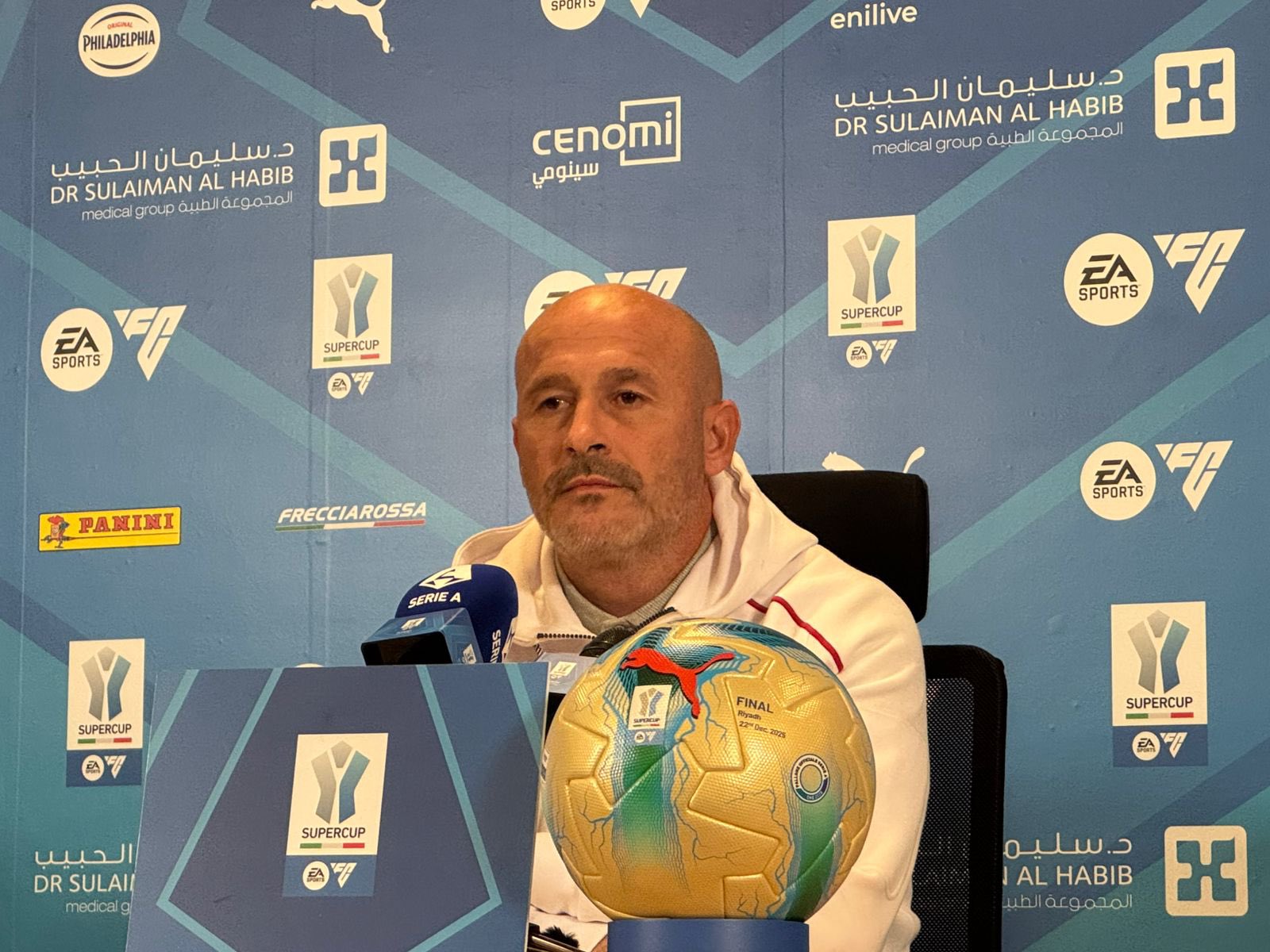 مدرب بولونيا فينتشينزو إيتاليانو لـ : «نعيش أجمل الضغوط قبل النهائي، ولا داعي للقلق، وسنلعب للفوز لا للمشاركة.. : أمل السعيد 