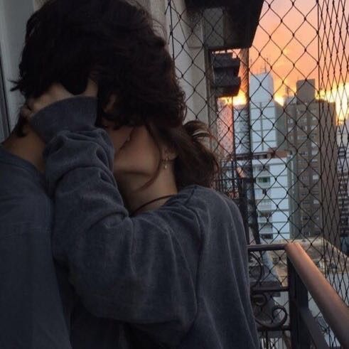 Couple Art tweet media