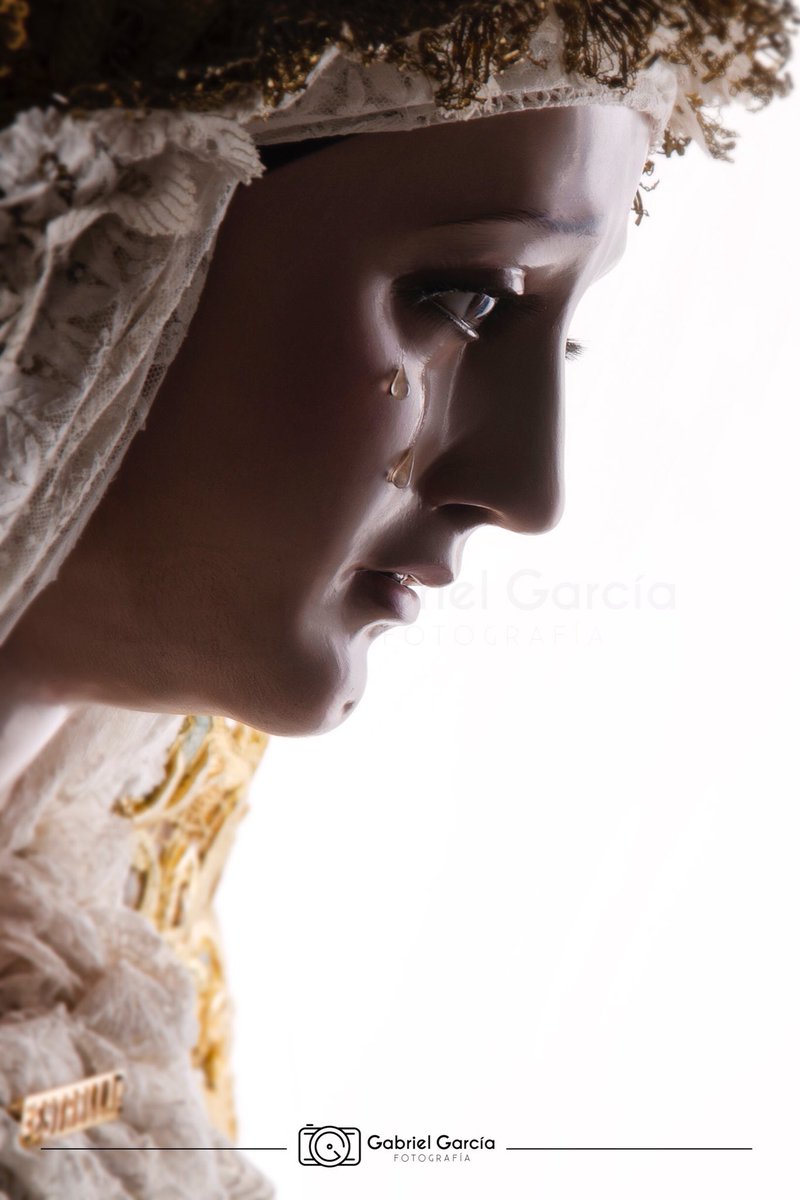 "DOMINGO DE LA ESTRELLA"

"Mirad: la virgen concebirá y dará a luz un hijo y le pondrán por nombre Enmanuel, que significa «Dios-con-nosotros»

Mt 1, 18-24

📷 @gabrielgarcia.93

#EstrellaJaenera
#ReinaDeJaen
#ReinaDelSantoReino
#EstrellaDelSantoReino
#reinadelaalcantarilla