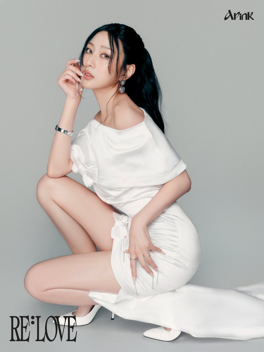 Apink_2011's tweet image. Apink 11th Mini Album [RE : LOVE]
CONCEPT PHOTO #2
MUSE VER

💞 2026.01.05 MON 6PM (KST)

#에이핑크 #Apink
#오하영 #하영 #HaYoung
#RE_LOVE #LoveMeMore