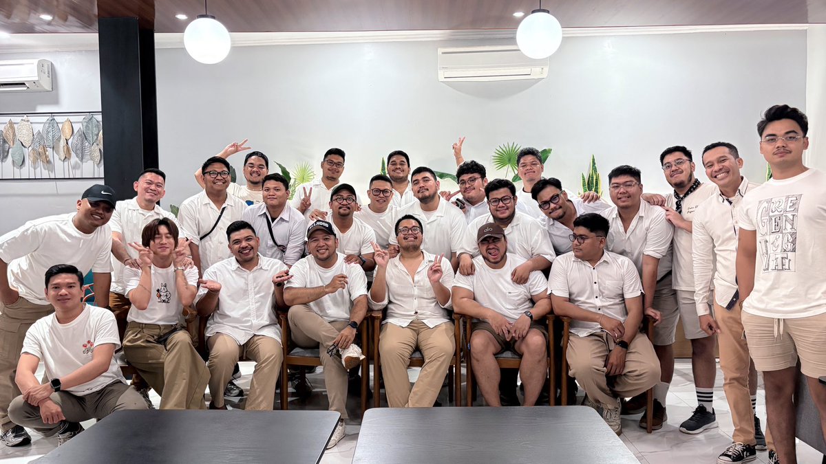 cuddlebunchs's tweet image. annual event : secret santa 🎅🎄