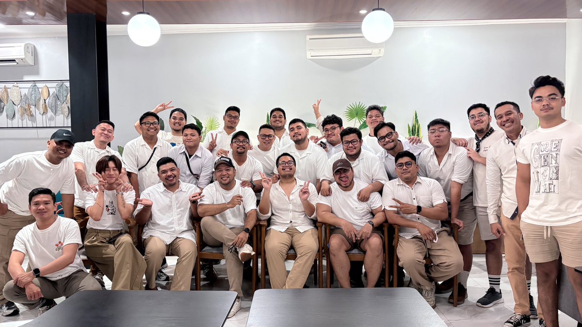 cuddlebunchs's tweet image. annual event : secret santa 🎅🎄