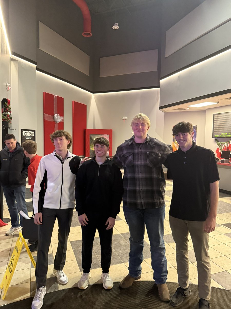 Hank Timon tweet media