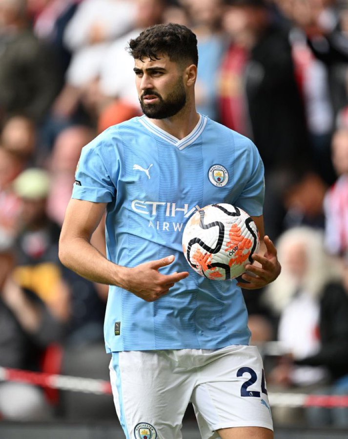 EPL_Gunlukleri's tweet image. 🔵🔴 Barcelona'nın transfer listesinde bulunan bazı oyuncular:

🇭🇷 Joško Gvardiol (Manchester City)
🇮🇹 Alessandro Bastoni (Inter)
🇩🇪 Nico Schlotterbeck (Borussia Dortmund)
🏴󠁧󠁢󠁥󠁮󠁧󠁿 Marc Guéhi (Crystal Palace)
🇫🇷 Ibrahima Konaté (Liverpool)

(@mundodeportivo)