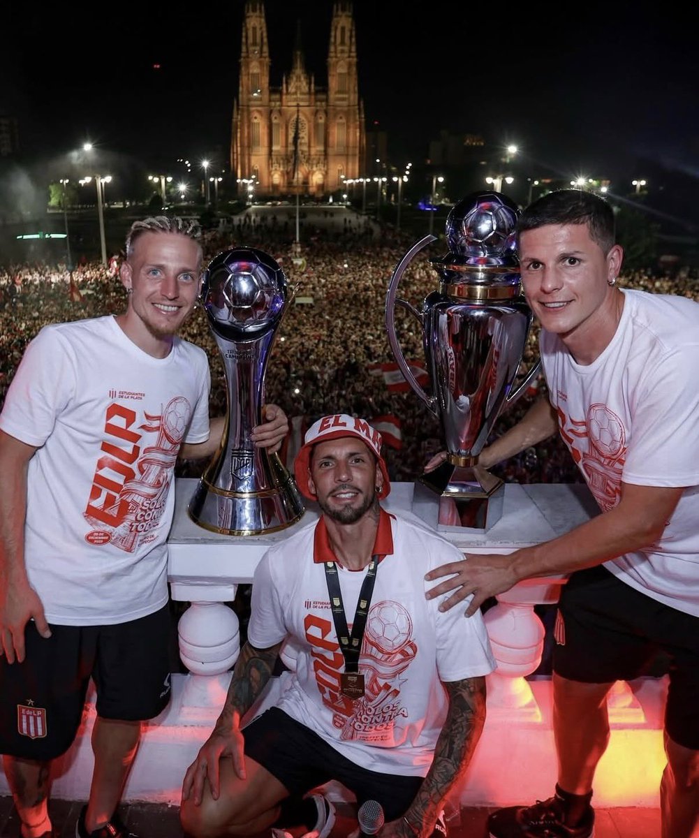 En algún momento de nuestras vidas vamos a valorar mucho más la vuelta de Ascacibar de Europa. La vuelta de Guido en plenitud a los 32 años. Y la vuelta de José Sosa con la calidad de siempre. Historia pura de Estudiantes de La Plata.