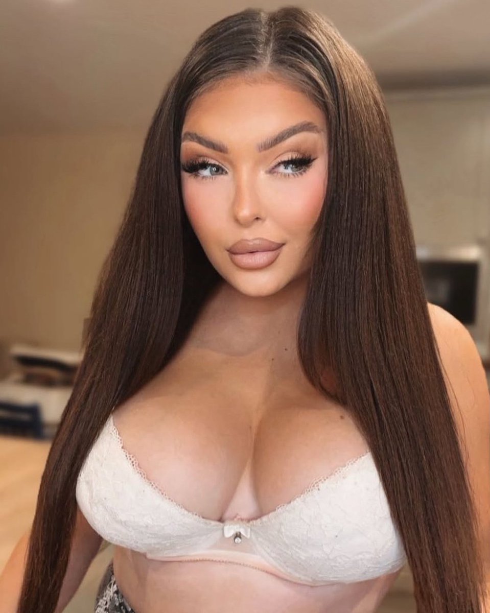 AluaModels's tweet image. Meet Karree. Creative, talented, and absolutely stunning. Makeup artist, singer, and content creator all in one. She brings her passion into everything she does. Discover her world on Alua today. 💫

💌 Alua : alua.com/karreebell

#Alua #AluaModel