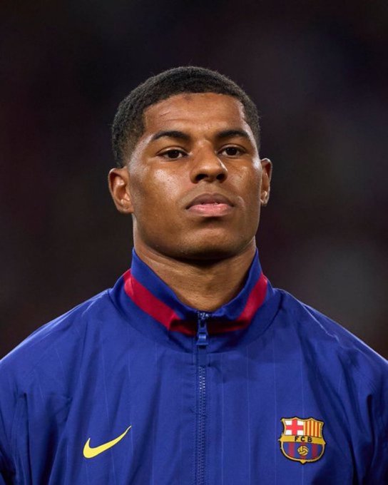 EPL_Gunlukleri's tweet image. Marcus Rashford: “İspanyolca, zor bir dil. Çünkü hayatımda ilk kez ciddi biçimde yeni bir dil öğreniyorum. En büyük zorluk ise insanların önünde konuşma cesareti gösterebilmek.”