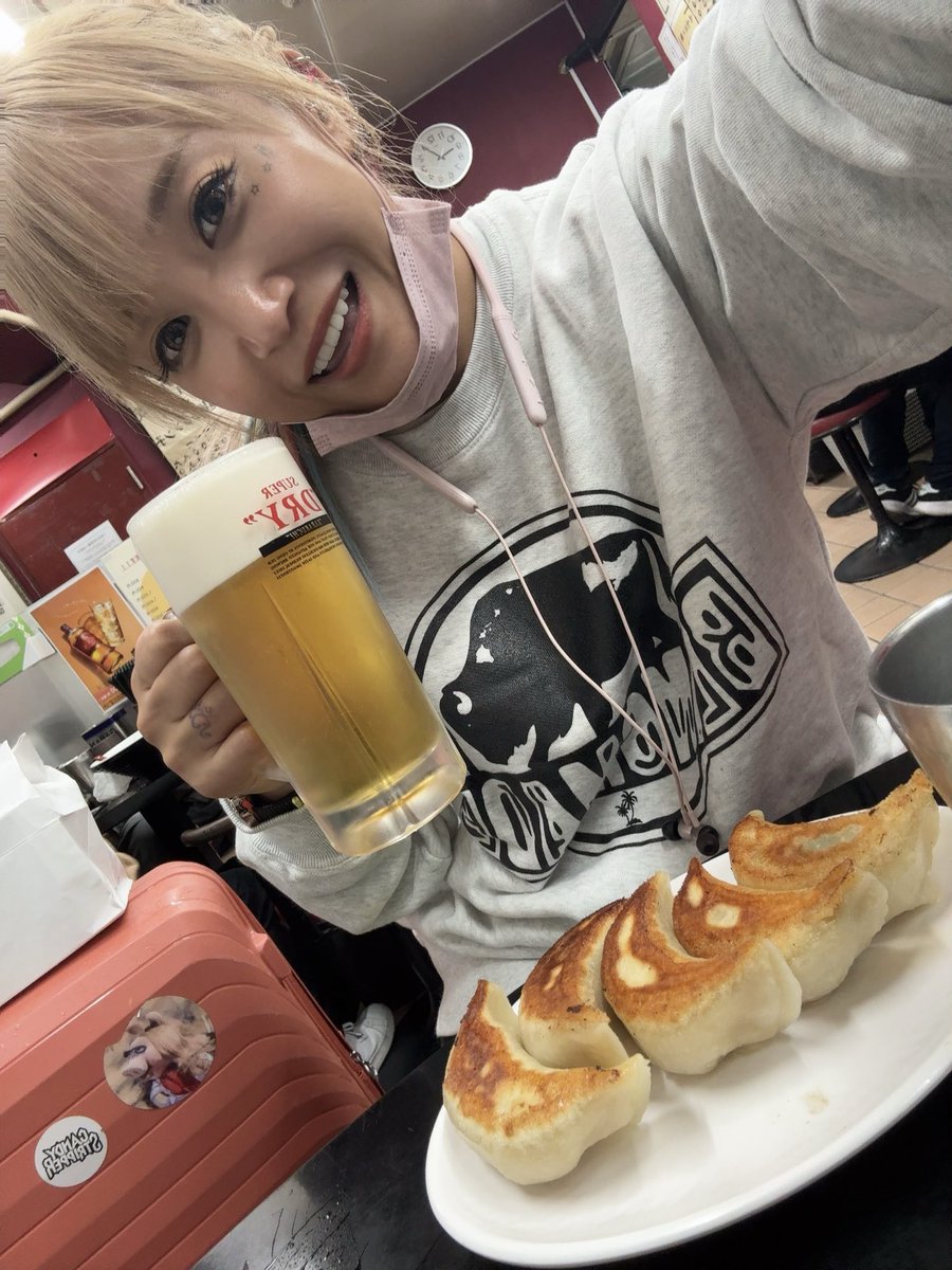 サキ様 サキ The latest 4-cylinder 250 replica, the ZXR250, was aggressive