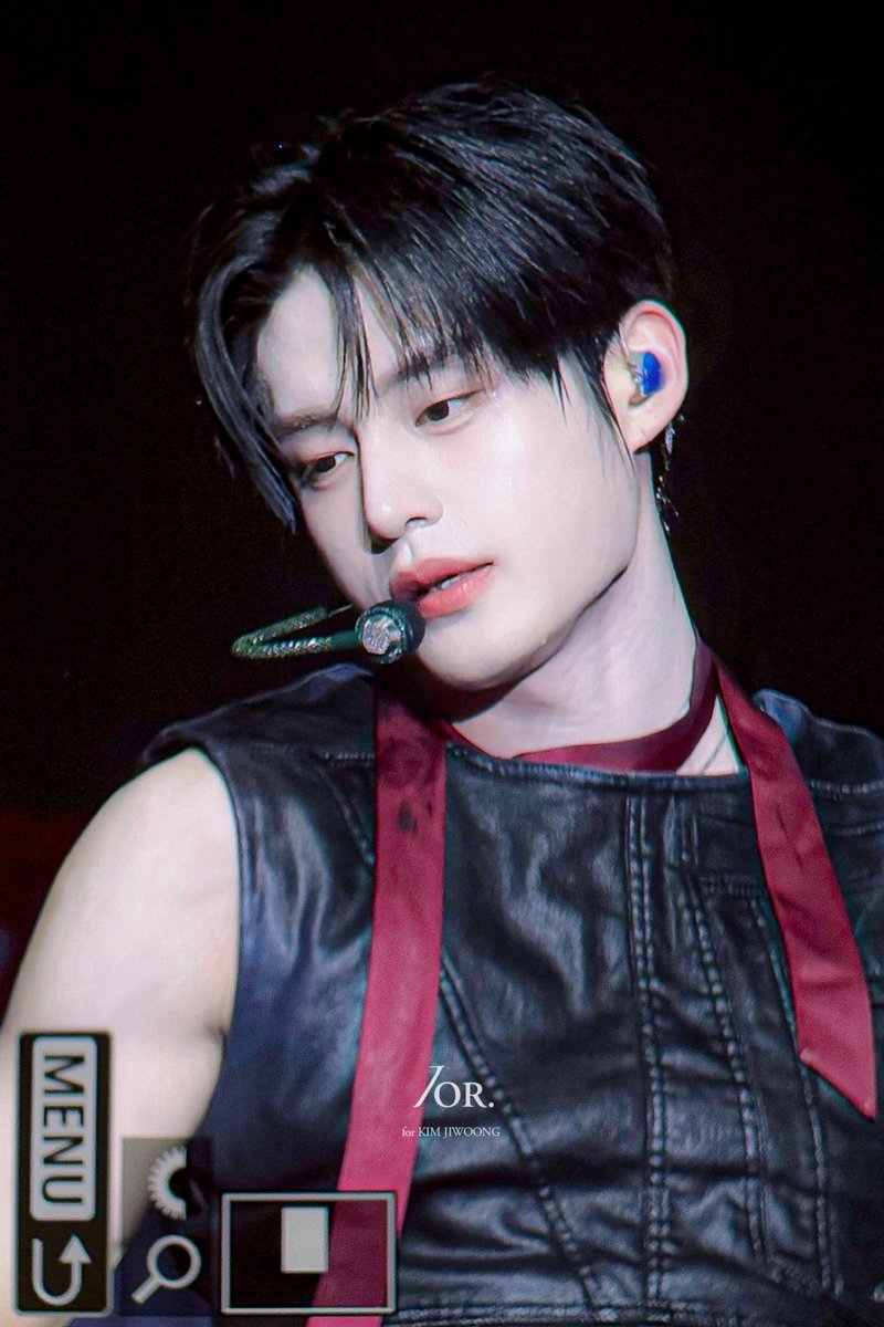 キムジウン 김지웅 チェキ ピンクモリ キムジウン 김지웅 チェキ ピンクモリ