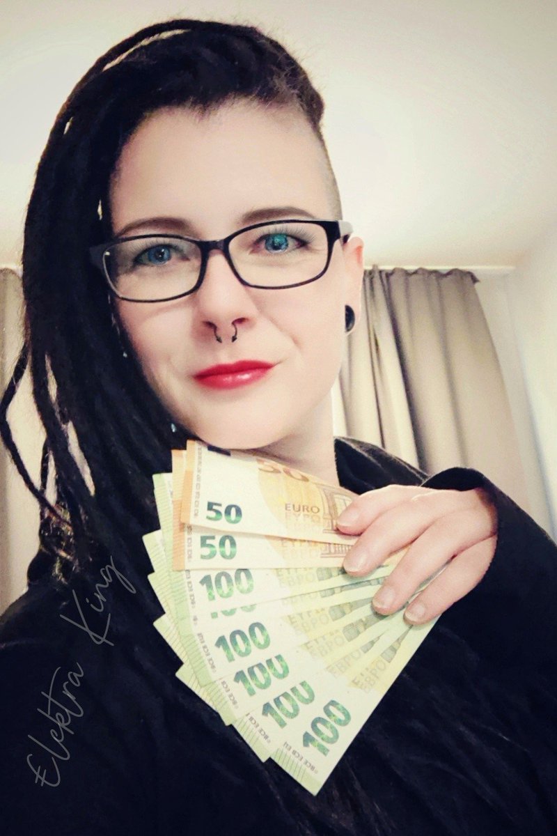 Weihnachtsgeld-Abcash-Wochenende 😈😜

Folge diesem Link, um mir auf Revolut Geld zu senden: revolut.me/elektraking

Moneyslavery, Moneymistress, Findom