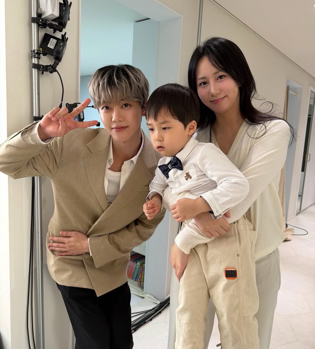 ออมม่าของน้องอึนอูจองอูมาลงรูปกับเจโน่แจมินที่ไปเล่นกับน้องวันนั้นด้วย น่ารักมากๆ