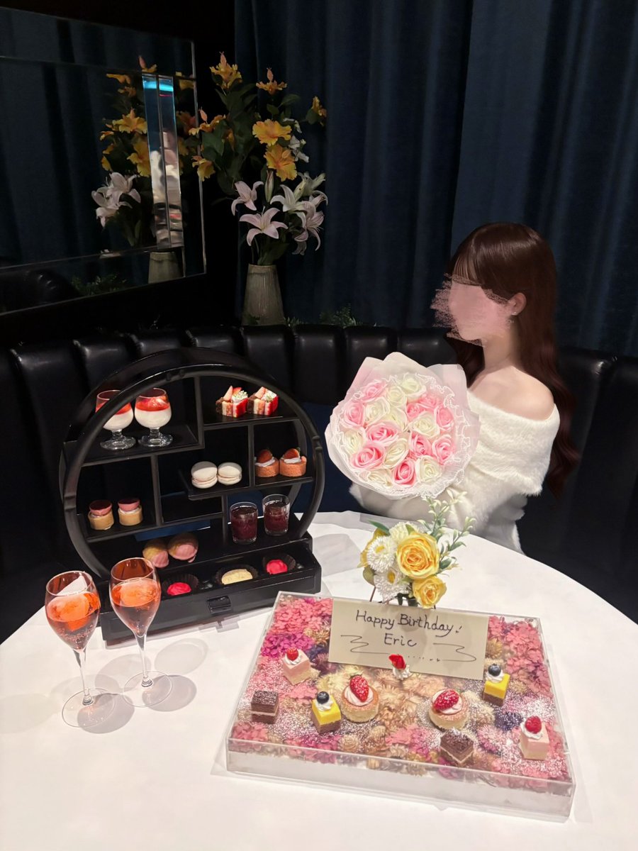 ℛ❤︎ tweet media