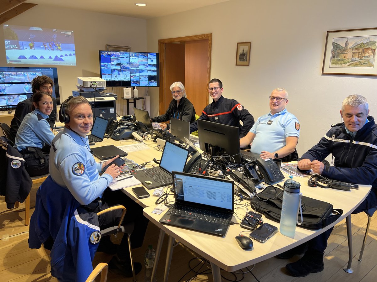 [🇫🇷MOBILISATION CDM GRAND BORNAND🇫🇷] 

Les sapeurs-pompiers de la Haute-Savoie mobilisés à l’occasion de la Coupe 🏆 du monde de biathlon organisée au Grand-Bornand ❄️. 

Félicitations 👏 aux athlètes français qui ont brillé tout au long de la semaine 🏆.

#Biathlon #GrandBornand
