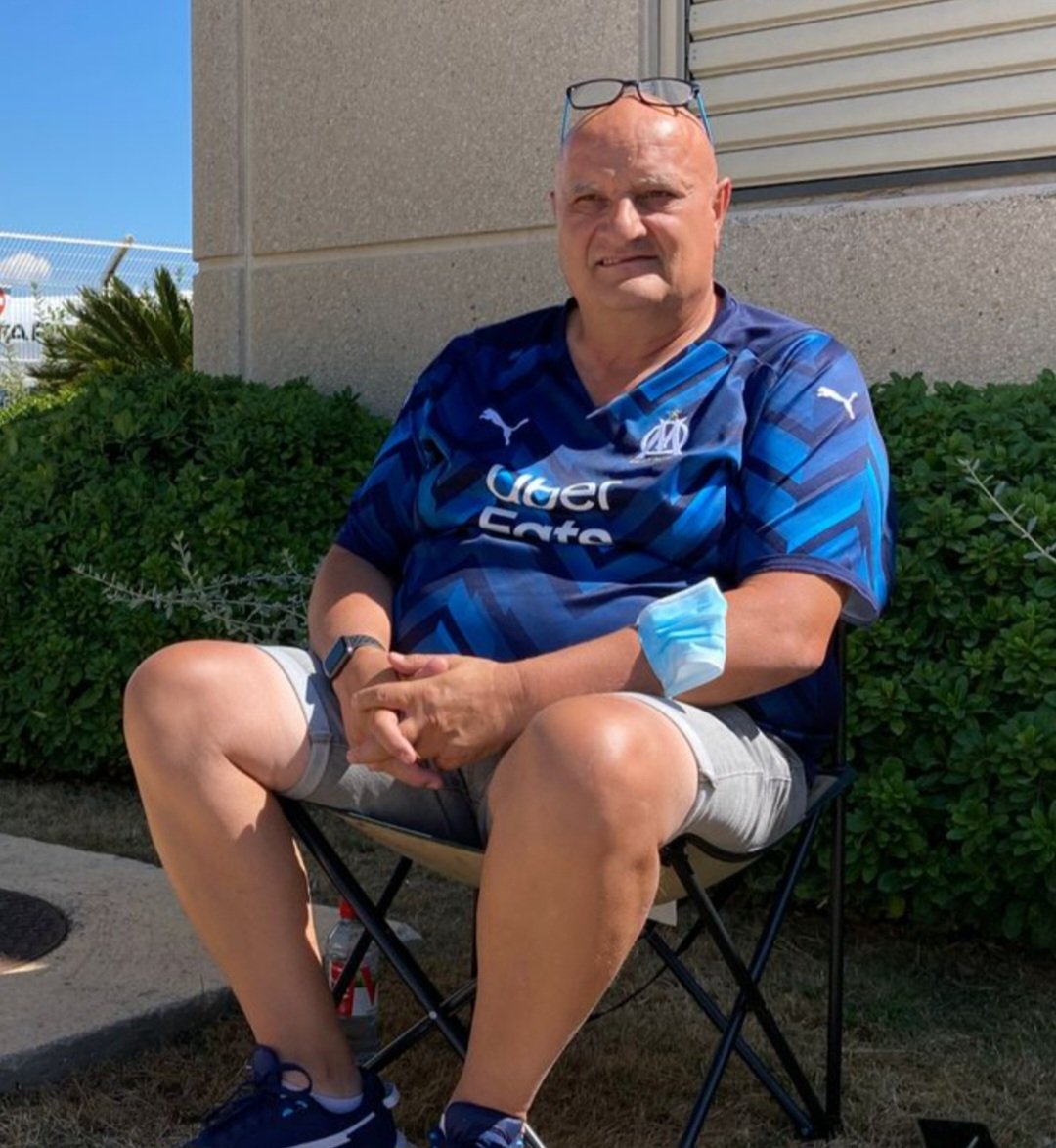 Axel_OM_'s tweet image. il peut arrêter d'appeler tous les jeunes "le titi marseillais" l'enculé sur France 3 ? y'a qu'un titi et c'est lui