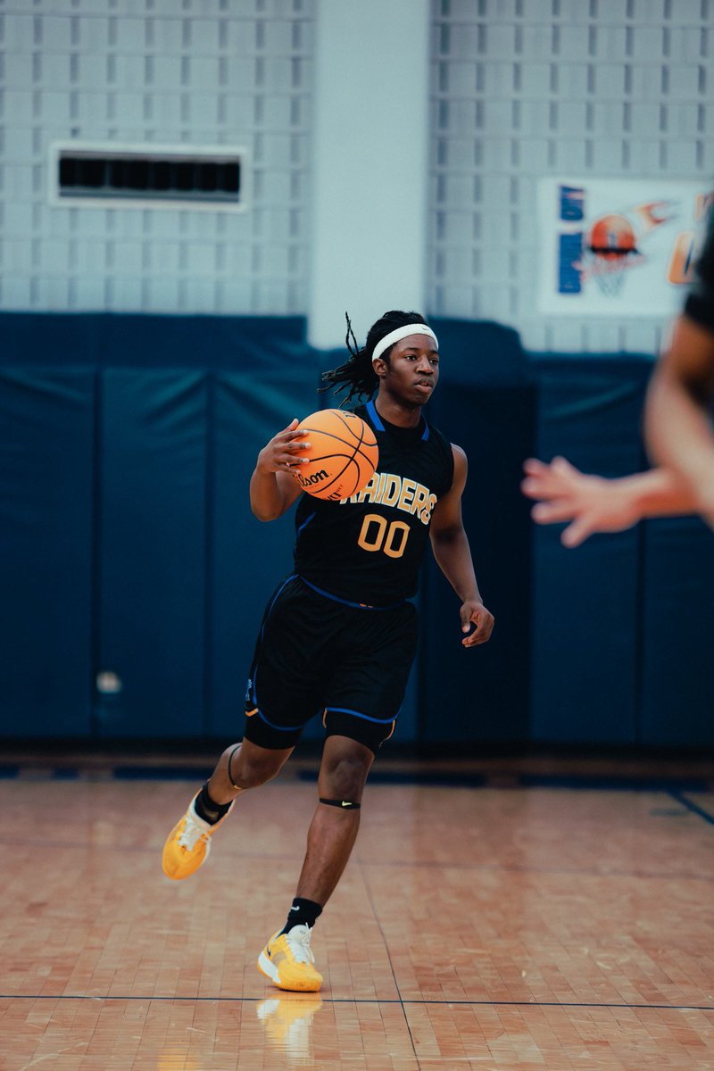 10xJordanKelley's tweet photo. Honor Roll 4.0 Student
Battling Ankle injury
Producing in both Sports
staying on the right track no matter the adversity @Brucejo26064403 @coach https://t.co/iUZAYCvNKI