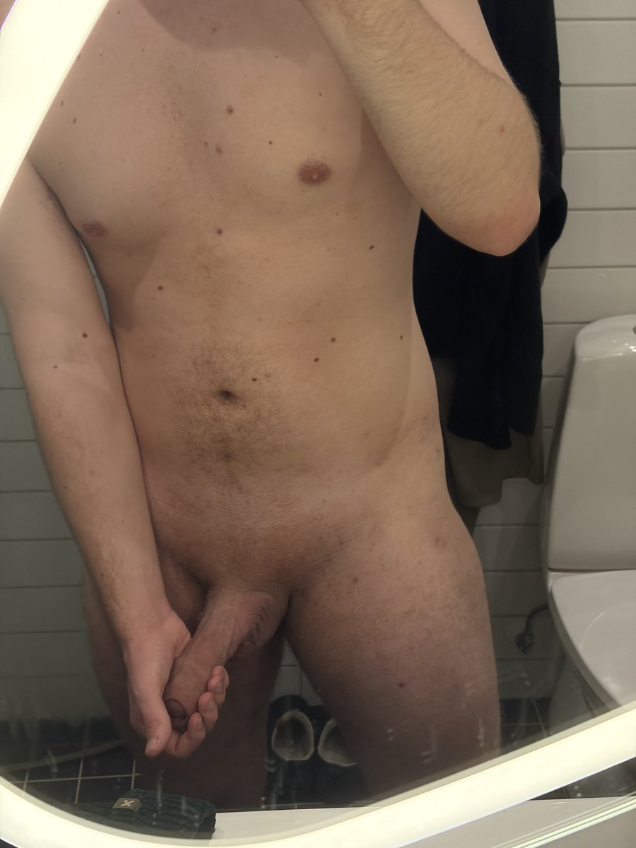 Sebastian tweet media