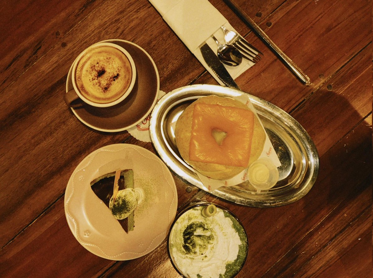 cmhiby's tweet image. Tudei me aku mam bagle + ciskek