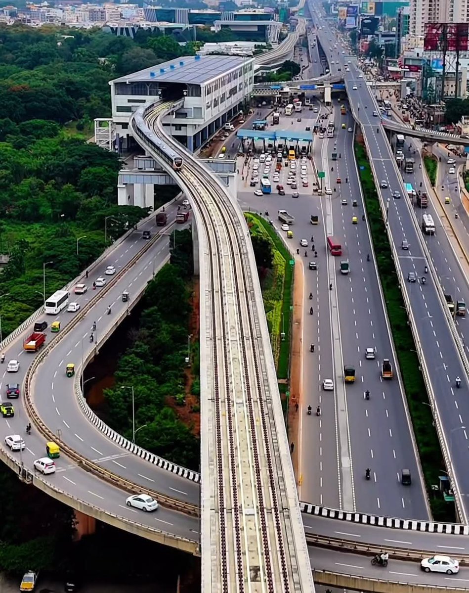 This is literally Electronic city, Bengaluru 😂😂😂