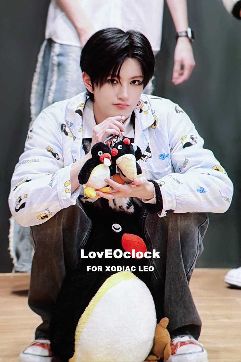 LovEOclock_0615's tweet photo. 251221 팬싸 프리뷰
💖💘💝💕💞💓💗🩷🧸

#우리집_아기사자_귀엽죠💗
#XODIAC #소디엑 #LEO #리오 https://t.co/urBgvHOOMm