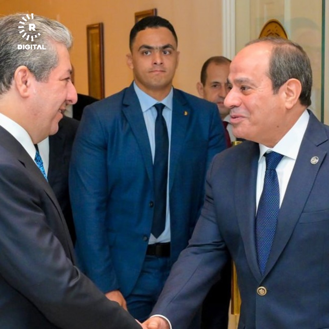 صور من استقبال الرئيس المصري عبد الفتاح السيسي لرئيس حكومة إقليم كوردستان مسرور بارزاني. أكد السيسي خلال اللقاء على دعم مصر الكامل والمستمر للعراق ولوحدة وسلامة أراضيه، ومساندته في مواجهة التحديات العديدة التي تمر بها المنطقة، مشيداً بمستوى التعاون القائم بين الأجهزة المصرية والعراقية في المجال الأمني، وبجهود الدولة العراقية وسلطات إقليم كوردستان الرامية إلى إحلال الاستقرار والسلام بالمنطقة 