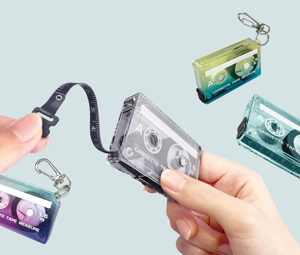 レトロなカセットテープがメジャーに！？クリアカラーの4色