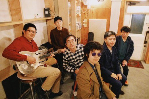 今日はおとなりで年内最後のライブでした！
みんな最高！本当にありがとう！
また会おう！
良いお年を！！！！
