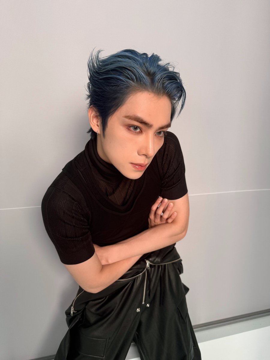 シャオジュン  レア　ポラロイド so so so so damn gorgeous 😍!!! #XIAOJUN #肖俊 #샤오쥔 #シャオジュン