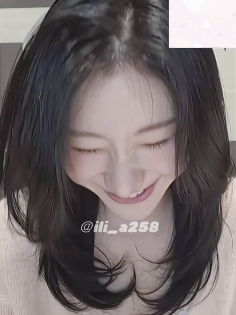 251221 오늘의 공주님🩰🤍

 #ITZY #있지 #채령 ＃CHAERYEONG