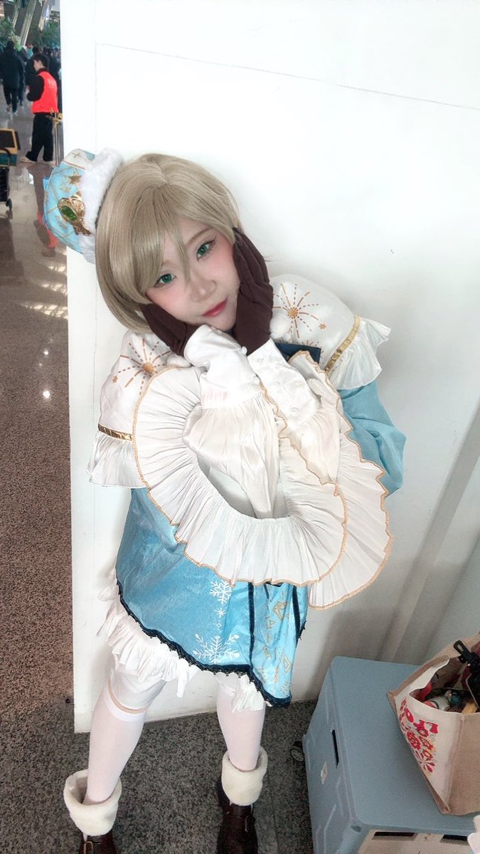 sujee_cos's tweet photo. #서코_후기

양일 다 겨울근본코스 풀팟 팀코로 햅삐하게 다녀왔습니다💕 

오랜만에 만난 지인분들도 있었구 언제나 꼭꼭 만나주는 지인분들도 만나서 너어무 기뻤어요🥰🥰🥰

올해 마지막을 장식한 코스가 넘넘 만족스럽네용🥹✨ 

내년에두 잘부탁해용💗 https://t.co/Dno7RwoMHH