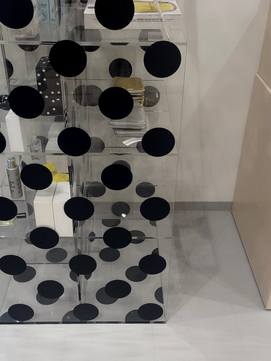 2l323's tweet image. 