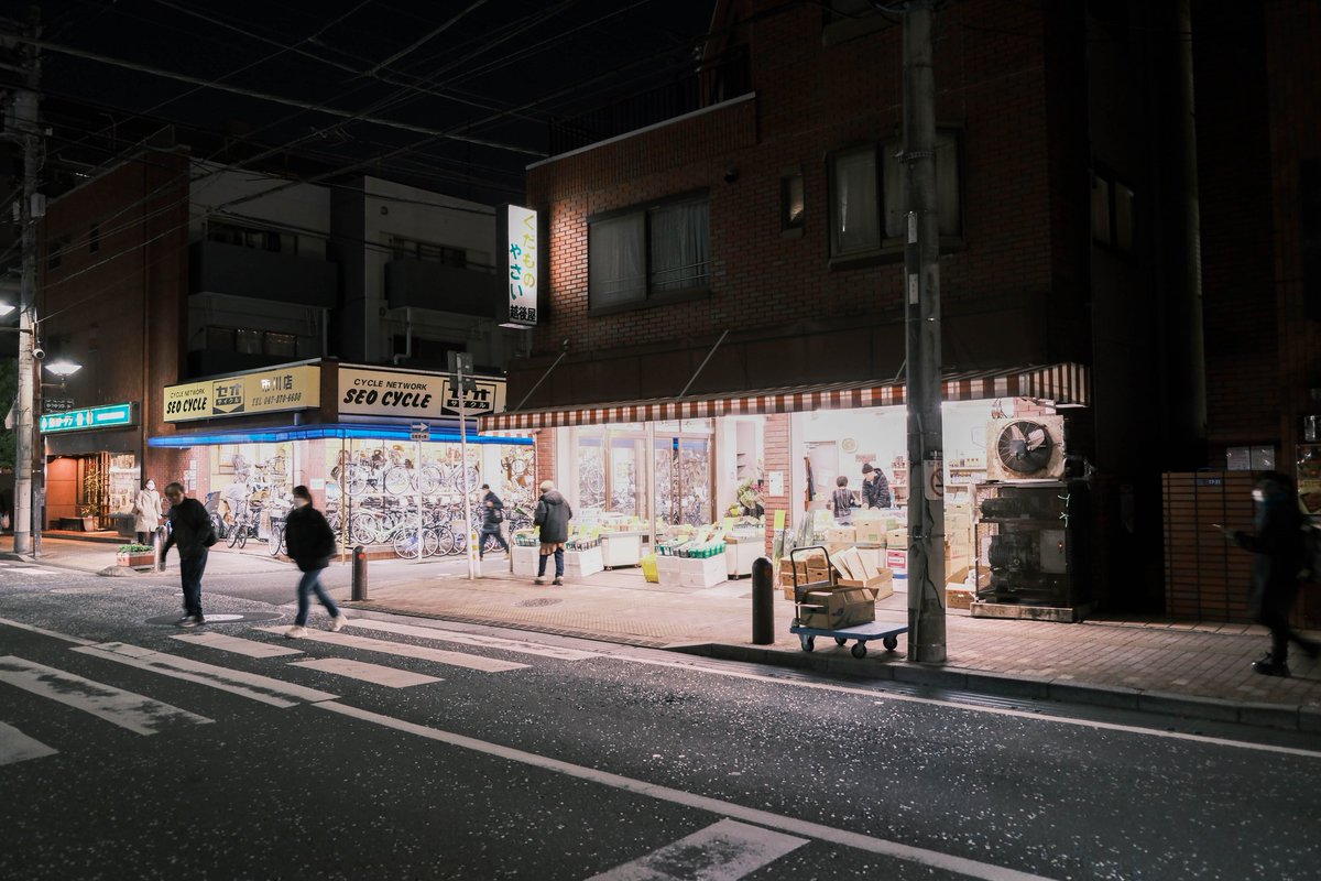 撮っちゃう shot on #FUJIFILMXE5 #XE5 #xf1855 FUJIFILM X-E5 + XF18