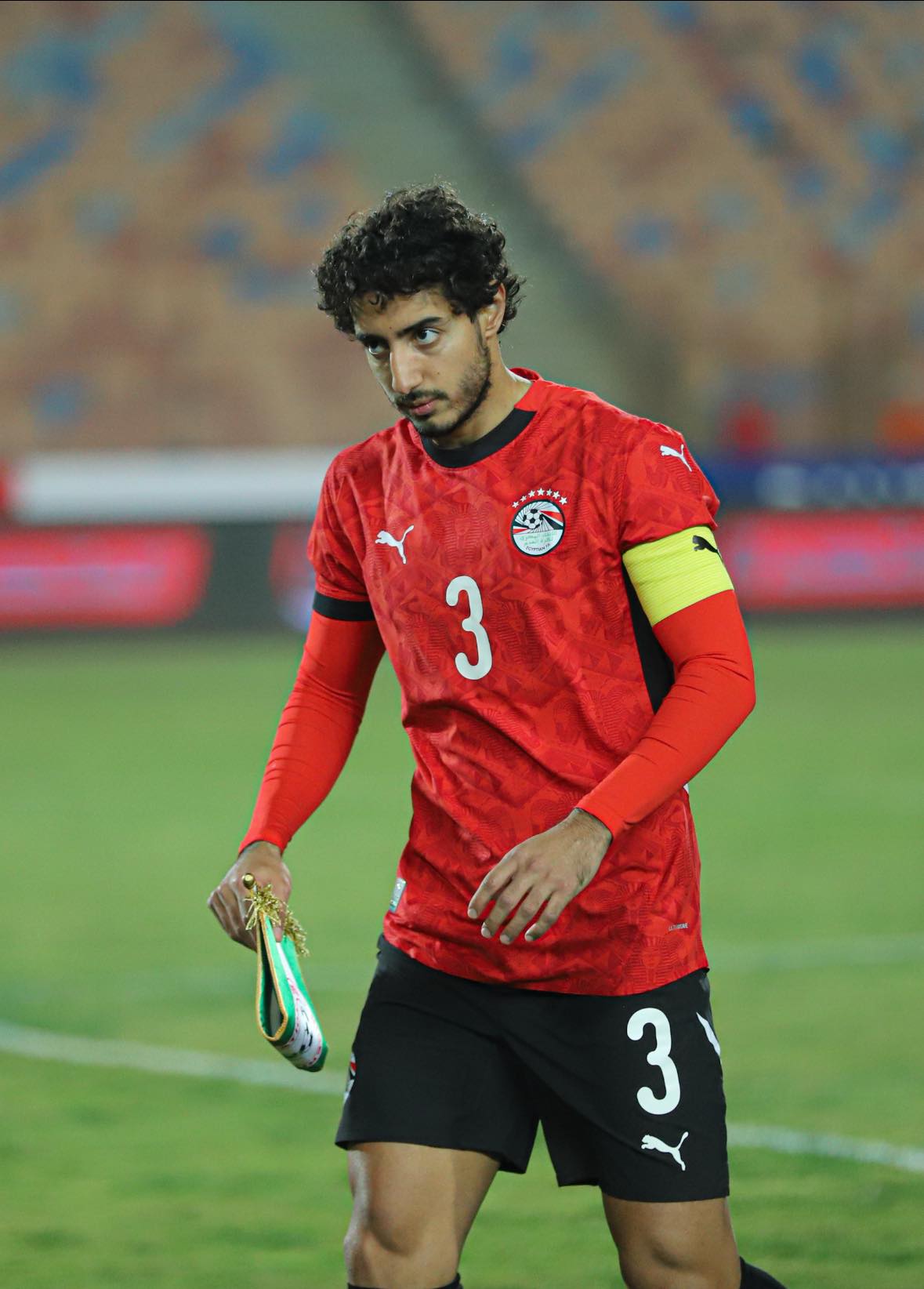 محمد هاني عبر حسابه: لا ألوان ولا انتماءات إلا لمنتخب مصر 