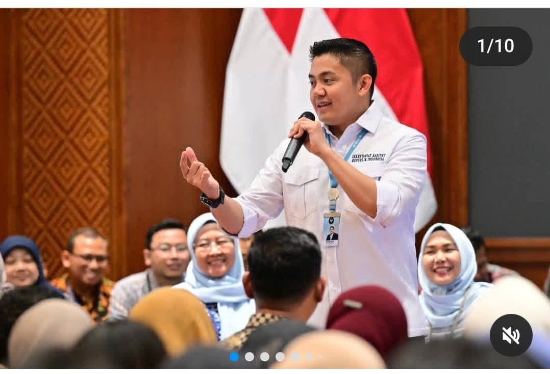 Pemerintah sigap dan bergotong royong; saatnya kita bekerja sama, saling membantu, saling jaga dan saling dukung demi saudara kita
#PrabowoBerjuangDemiRakyat
#PendampingDesaPeduliBencana
#MariSalingBantuJagaDanSalingDukung
<a href="/prabowo/">Prabowo Subianto</a>
<a href="/YandriSusanto/">Yandri Susanto</a>
<a href="/ArizaPatria/">Ariza Patria</a>
<a href="/KerjaSeskabRI/">Letkol Teddy Indra Wijaya</a>