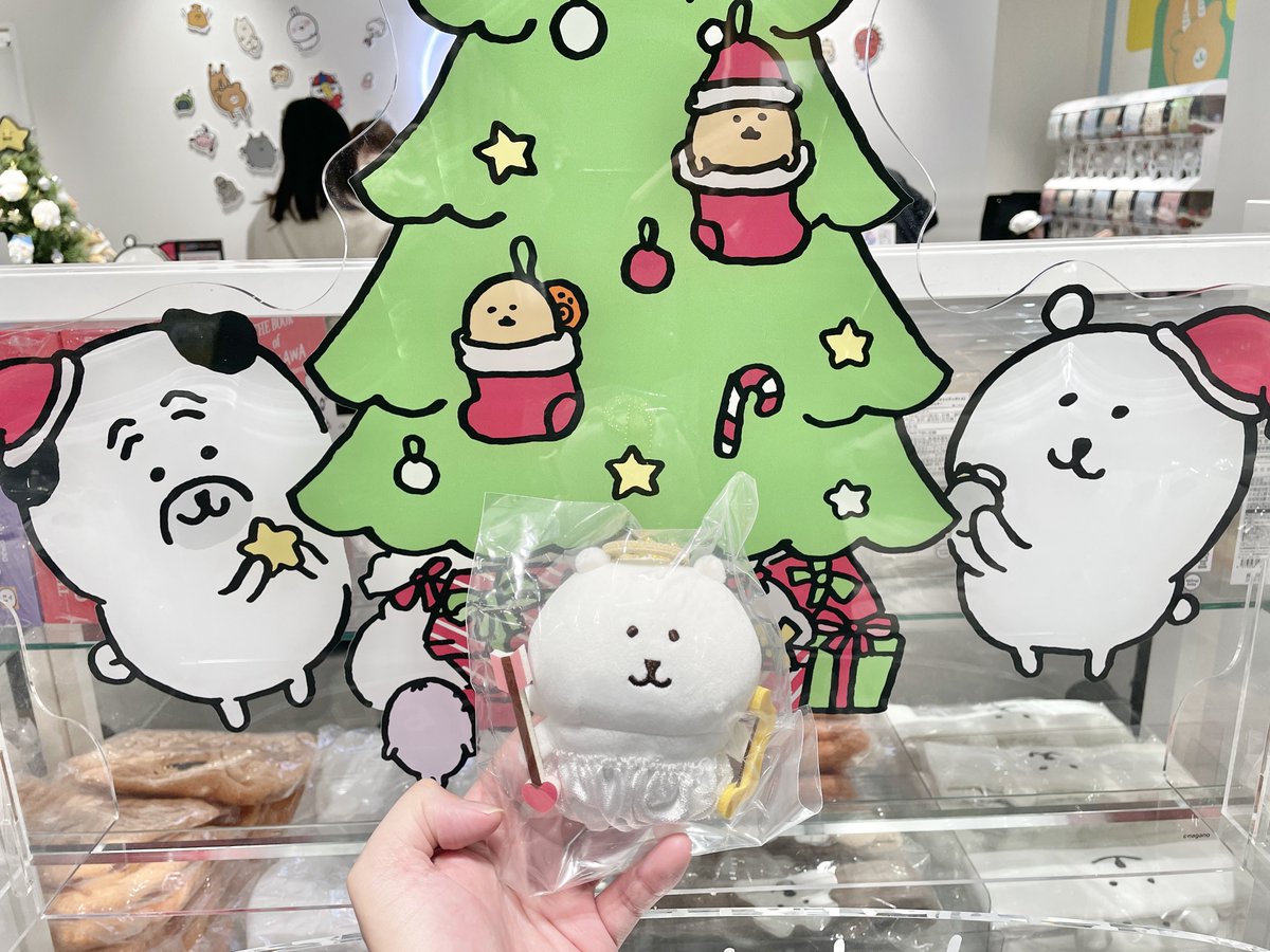 今日はナガノマーケット心斎橋店にて。 🎄クリスマスツリーも見れて