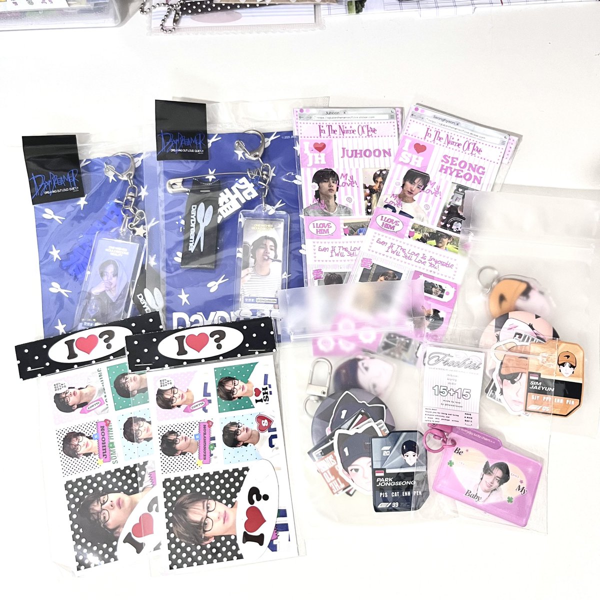 🦋| rest tweet media