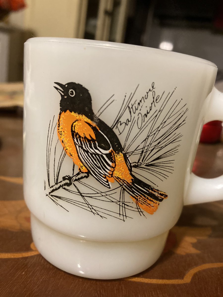 お気に入りのコップがありまして。そのコップに描かれていたのが