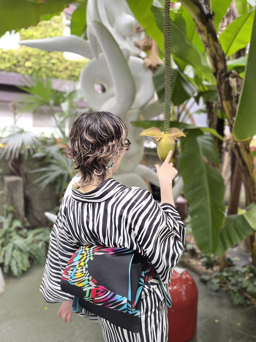 袋帯　岡本太郎　抽象的模様　レア　着物 第25回 太郎賞受賞者特別展示 | 岡本太郎記念館