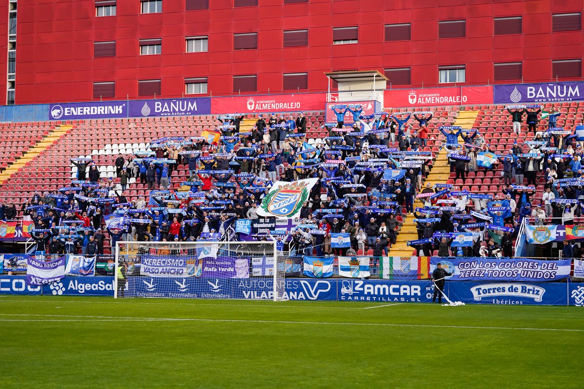 𝐒𝐢𝐧 𝐩𝐞𝐫𝐨𝐬 𝐧𝐢 𝐜𝐨𝐧𝐝𝐢𝐜𝐢𝐨𝐧𝐞𝐬.

📸 <a href="/jaime_bs/">Jaime Benítez Salguero</a> 

#LaSuerteSePersigue