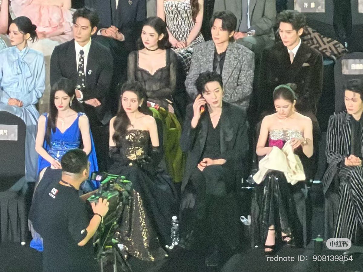 ใครรอ55555555 หย่าร้างเว่อ