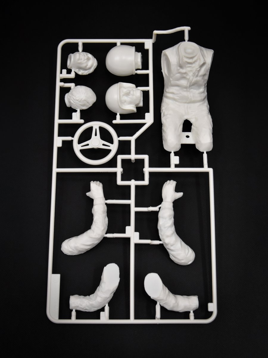 白熊 ミラバト adidas White & Black Barreda Decode Shoes | PacSun